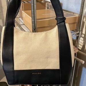 Michael Kors Canvas Bag - Navy/Cream - NWT- Tons of Pockets!